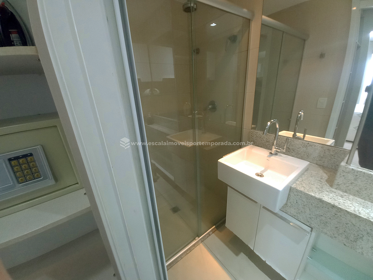 900A Oceanfront Landscape 2 bedroom Beira Mar