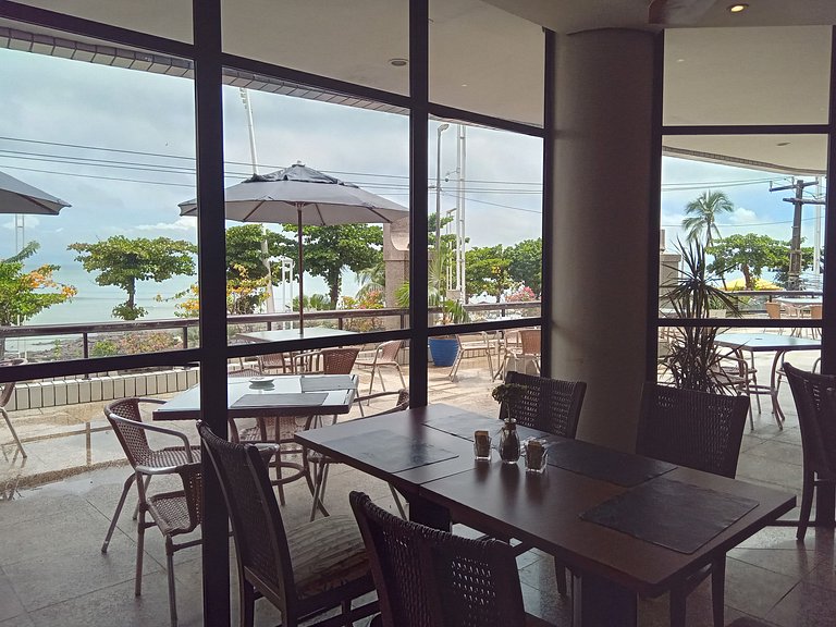 Flat Blue Tree Beira Mar by Escala
