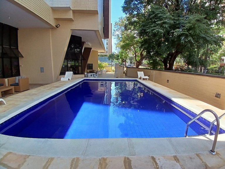 Meireles Seafront Apartment for 4 | Parking | WiFi