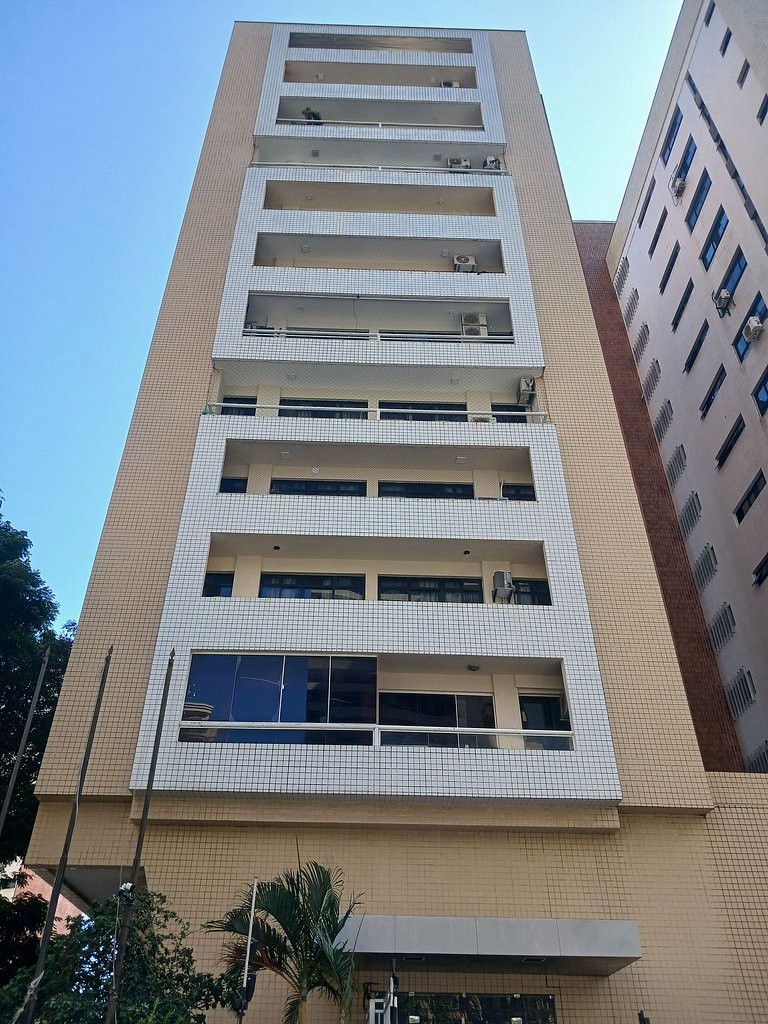 Apt Meireles Vista Mar 4p | Vaga | WiFi