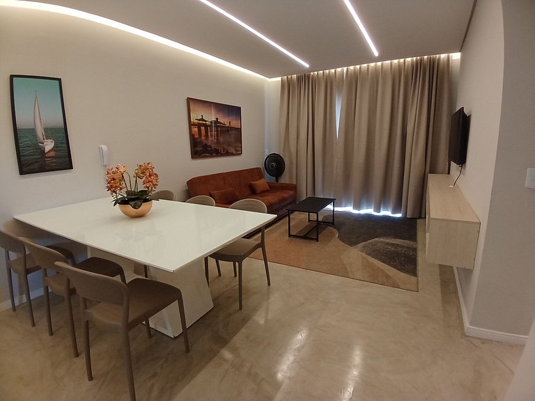 Apto 4 Habitaciones a 1 min de la Playa | WiFi | Parking
