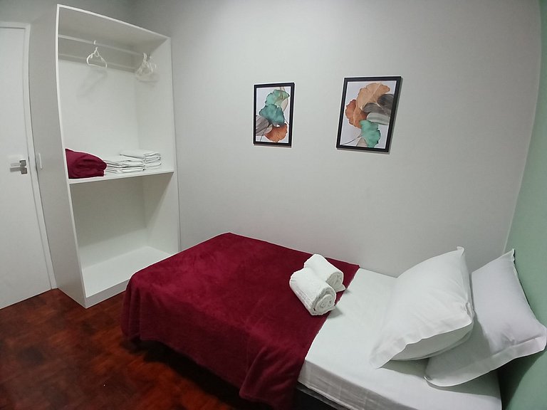 Apto 4 Quartos a 1 Min da Beira-Mar | WiFi | Garagem