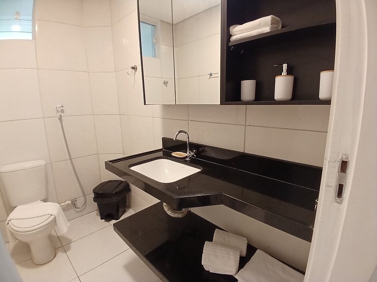 Apto 4 Habitaciones a 1 min de la Playa | WiFi | Parking