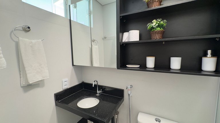 Apto 4 Habitaciones a 1 min de la Playa | WiFi | Parking