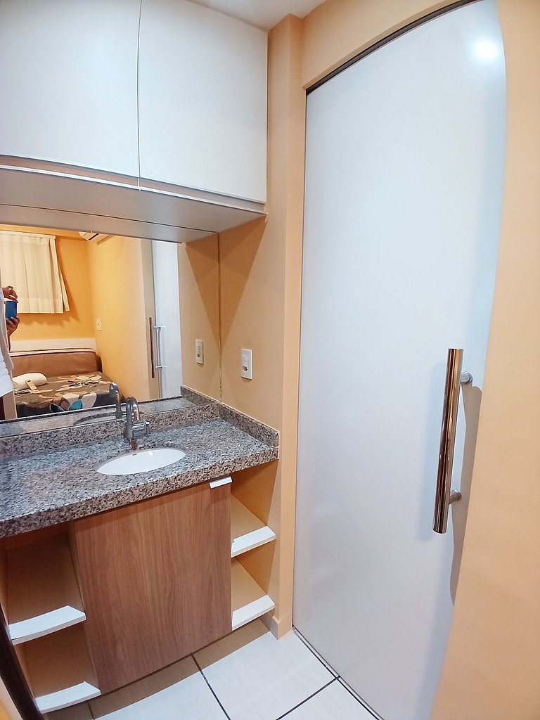 Apto 2Q Beach Class | Vaga + WiFi + Climatizado