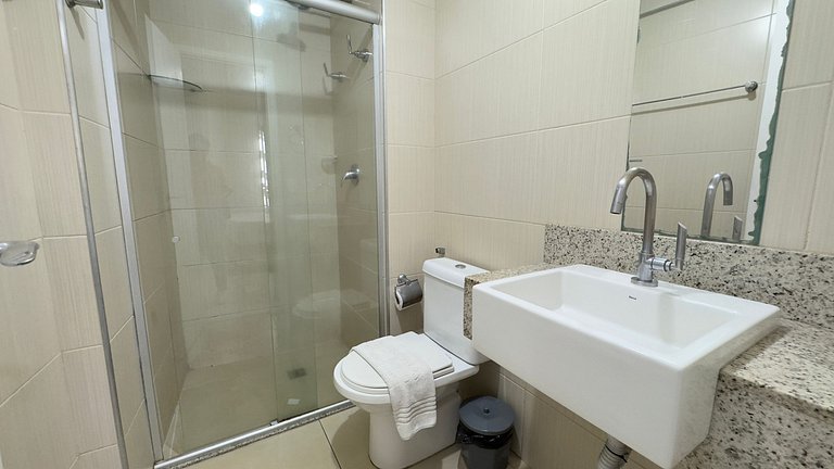 Landscape City View 1BR Apartment