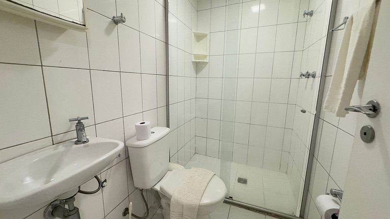 Spacious apartment at Landscape Beira Mar