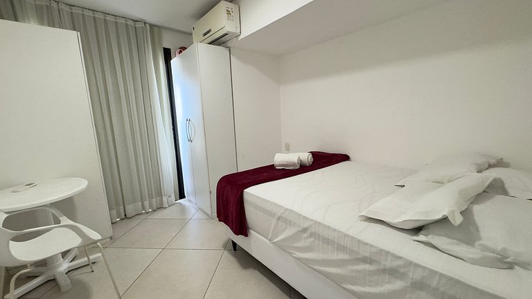 Apartamento amplo telado no Landscape Beira Mar