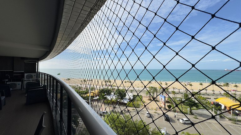 Spacious apartment at Landscape Beira Mar