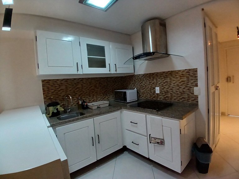 Apto Alto Padrão com Vista Mar Deslumbrante