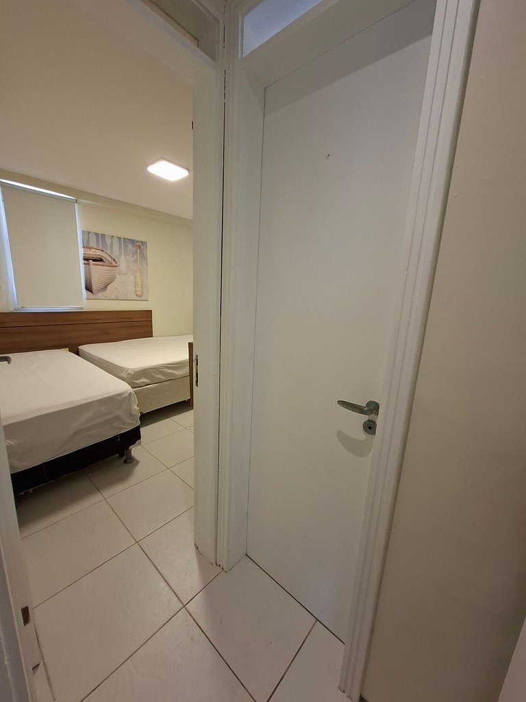 Apto 3 quartos no Portamaris Resort pé na areia