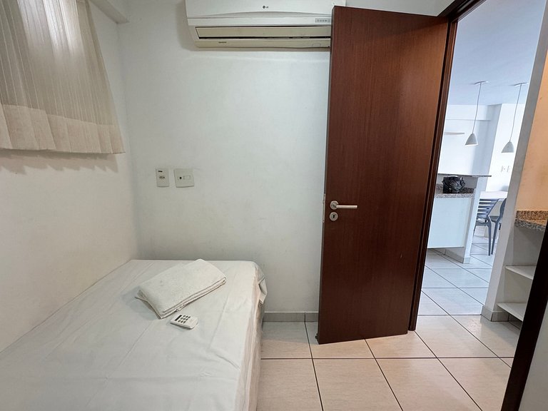 1304T1 Beach Class 2Q Vista Cidade Andar Alto