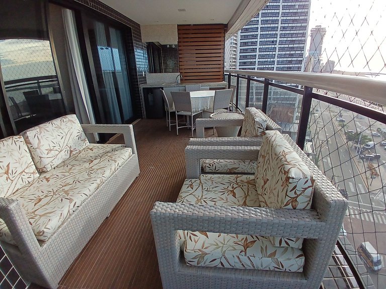 Oceanfront Landscape 2 bedroom Beira Mar