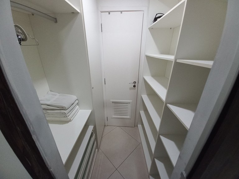 Landscape 2Q frente mar com vista incrível