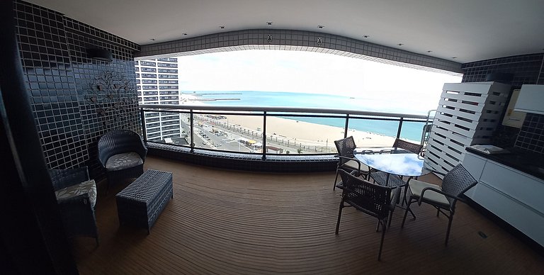 Lujoso Apartamento Frente al Mar en Landscape