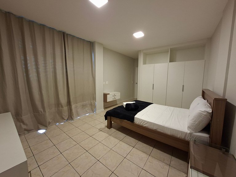 4BR Apt in Meireles 50m from Beira Mar