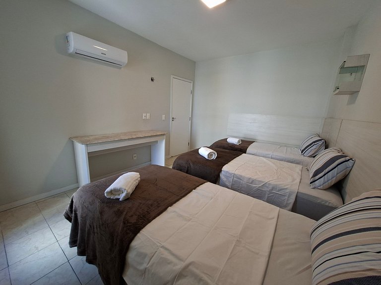 4BR Apt in Meireles 50m from Beira Mar