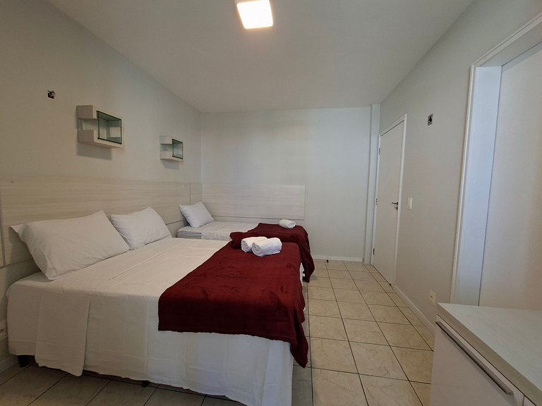 4BR Apt in Meireles 50m from Beira Mar