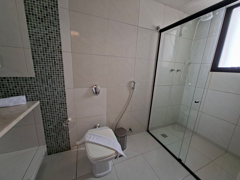 4BR Apt in Meireles 50m from Beira Mar