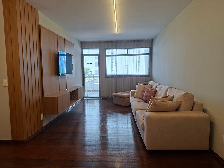 4BR Apt in Meireles 50m from Beira Mar