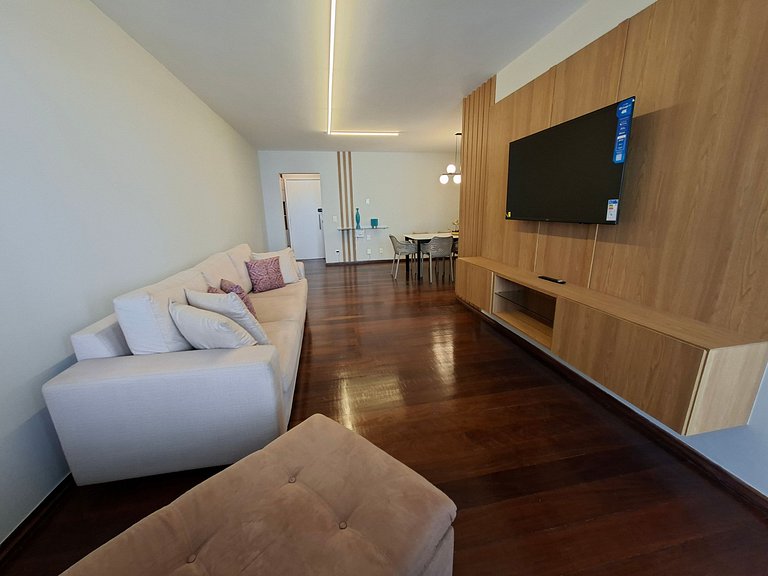 4BR Apt in Meireles 50m from Beira Mar