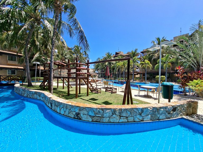 Parque das Ilhas Ground Floor 4 Bedrooms for 8