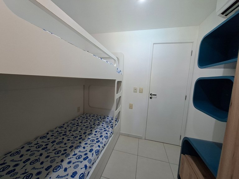 Parque das Ilhas Térreo 4 Quartos 8 Pessoas