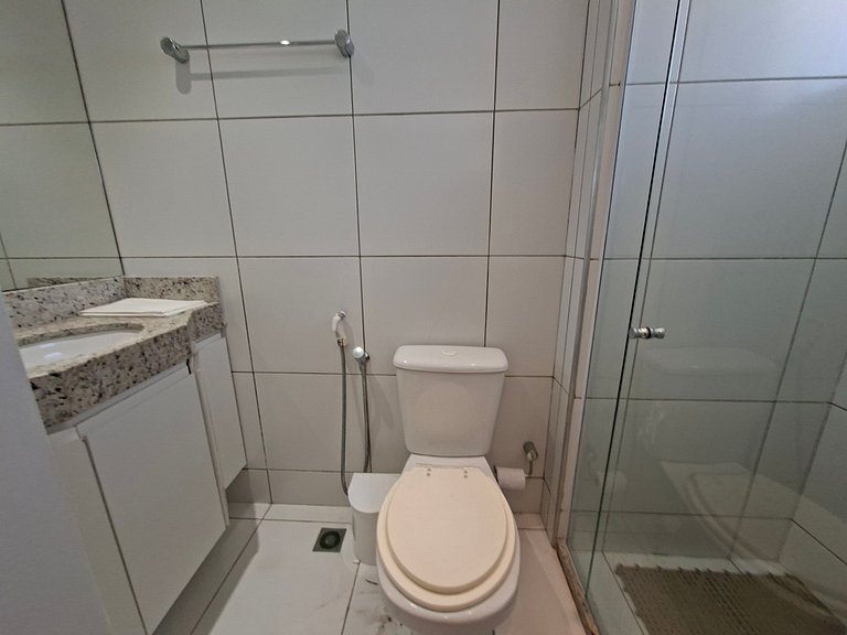 Parque das Ilhas Ground Floor 4 Bedrooms for 8