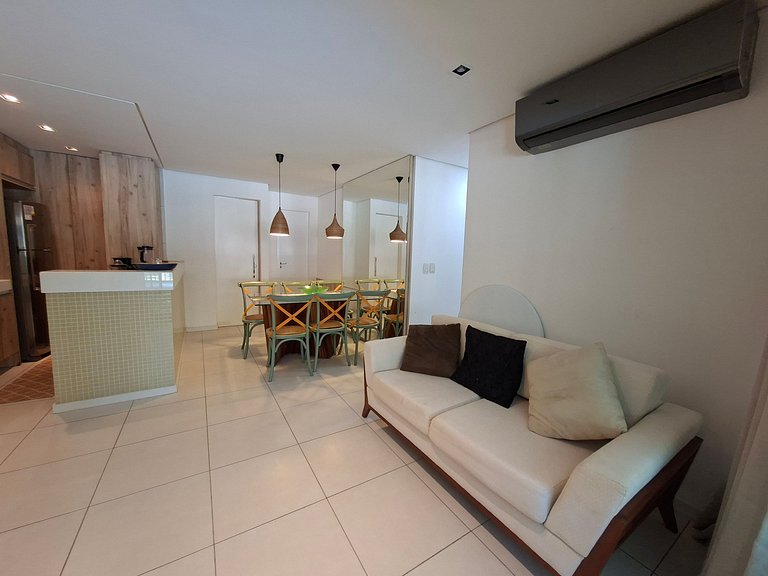 Ground Floor 4 Bedroom Apt near Beach Park