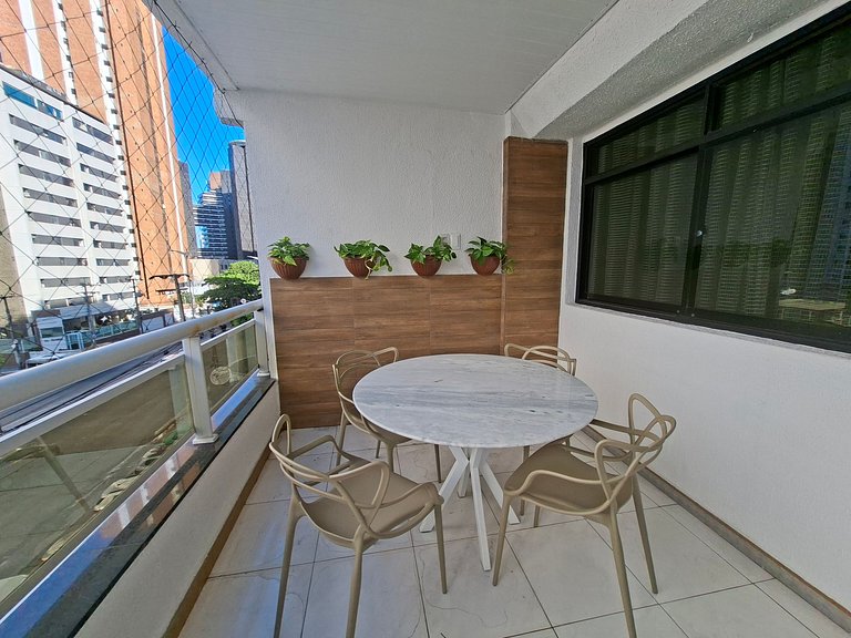 4BR Apt in Meireles 50m from Beira Mar