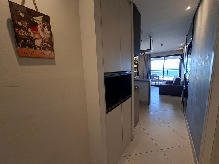 Landscape 2BR Oceanfront Apt