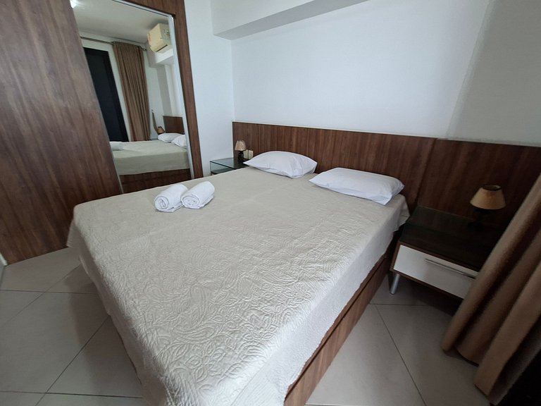 Beachfront 2 Bedroom Apt at Landscape sleeps 6