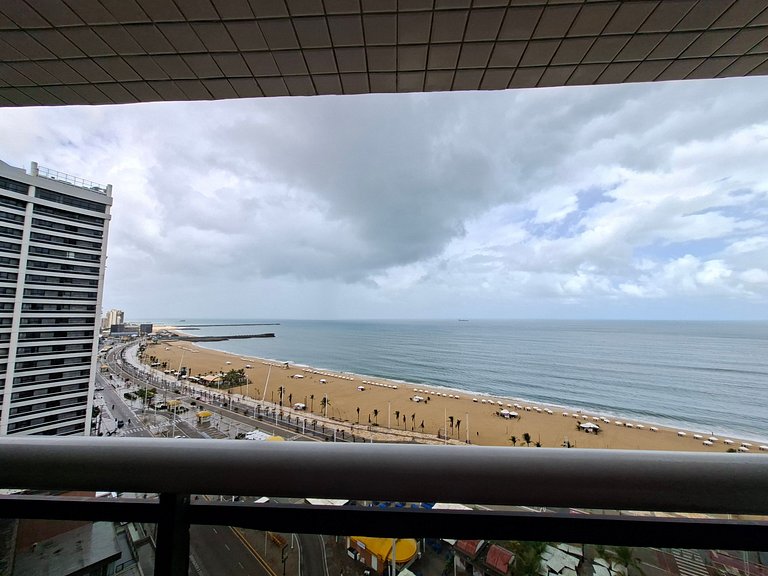 Beachfront 2 Br Aprt at Landscape WiFi Parking