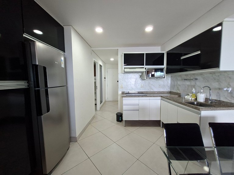 Beachfront 2 Br Aprt at Landscape WiFi Parking