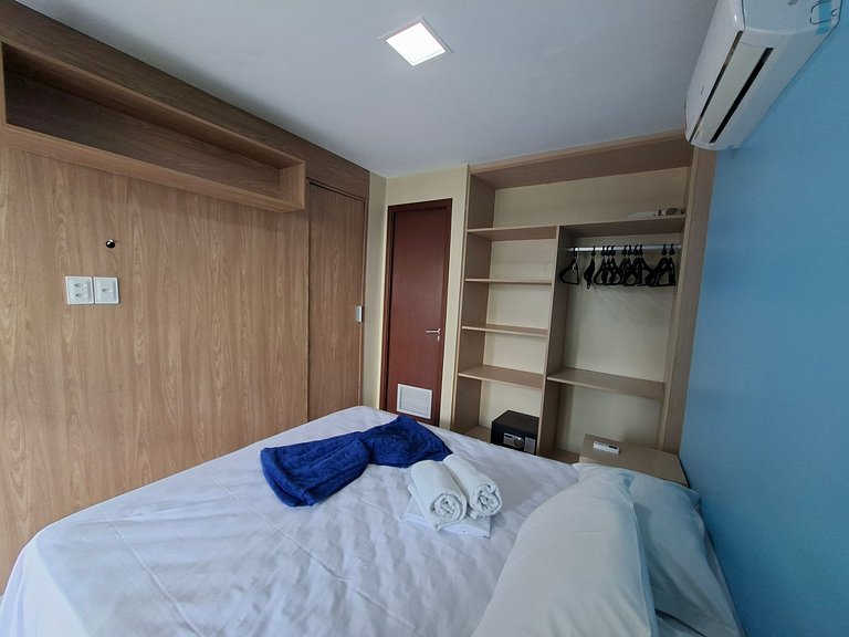 2 Bedroom Apartment with Balcony and Amenities