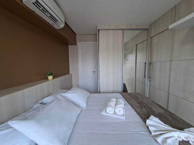 City View 1BR | Landscape