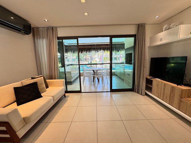 Ground Floor 4 Bedroom Apt near Beach Park