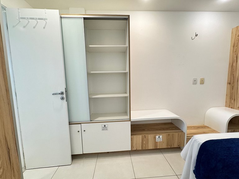 Ground Floor 4 Bedroom Apt near Beach Park