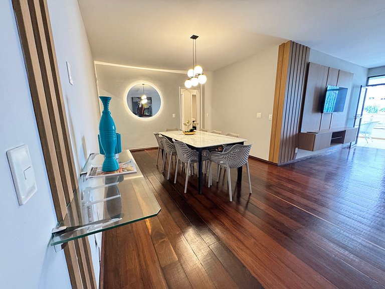 4BR Apt in Meireles 50m from Beira Mar