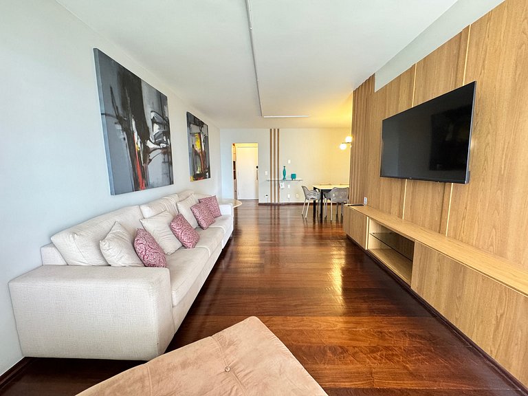 4BR Apt in Meireles 50m from Beira Mar