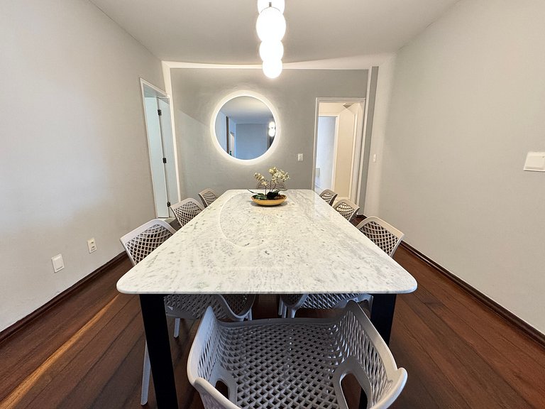 4BR Apt in Meireles 50m from Beira Mar