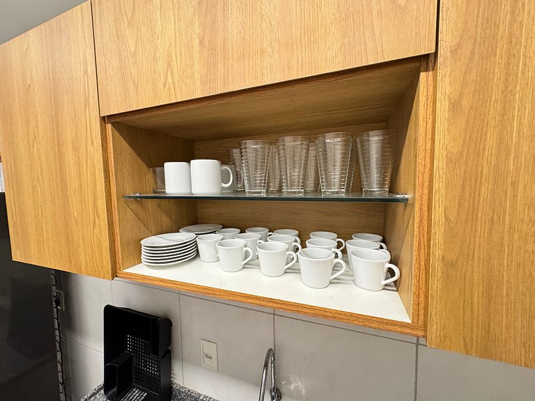 Apto 4 Qtos no Meireles a 50m da Beira Mar