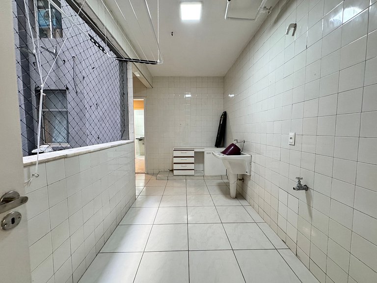 4BR Apt in Meireles 50m from Beira Mar