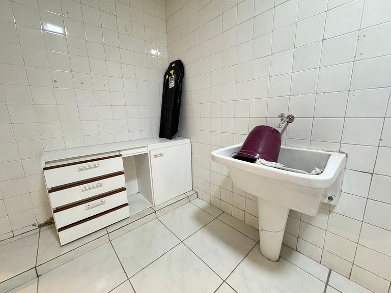 4BR Apt in Meireles 50m from Beira Mar