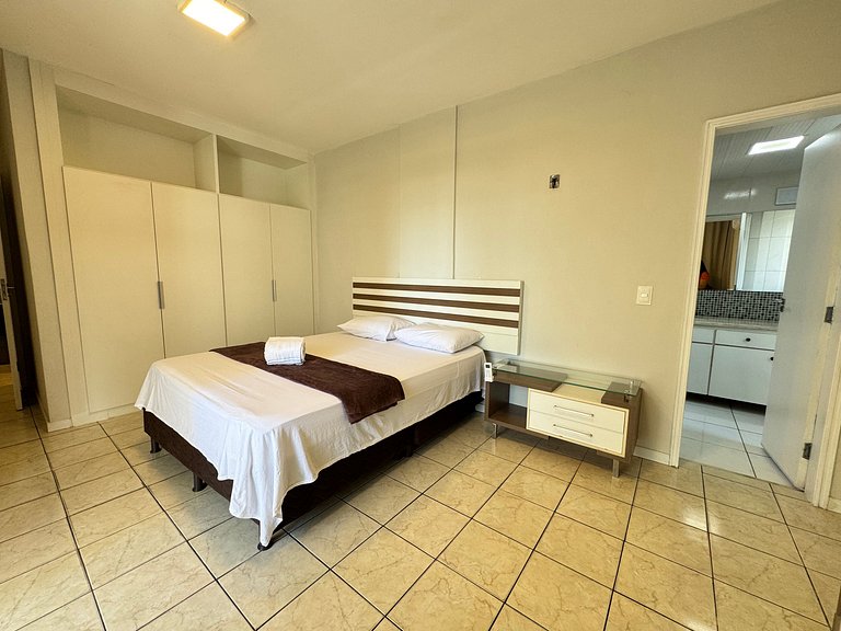 4BR Apt in Meireles 50m from Beira Mar