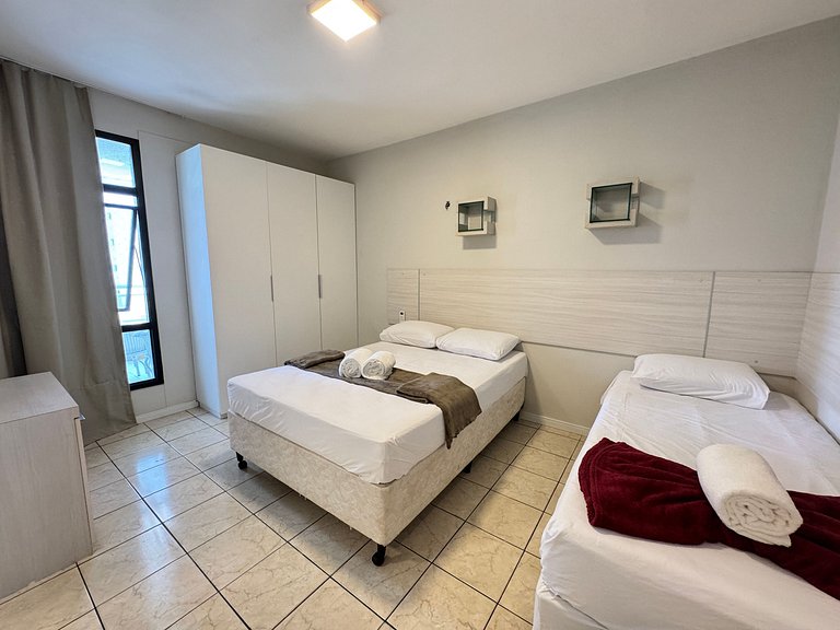 4BR Apt in Meireles 50m from Beira Mar