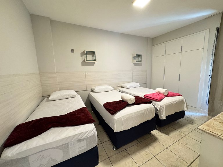 4BR Apt in Meireles 50m from Beira Mar