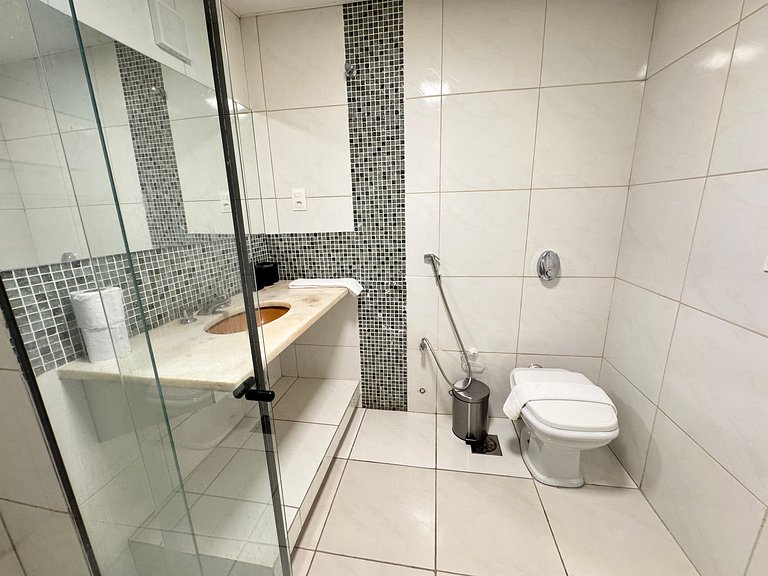 4BR Apt in Meireles 50m from Beira Mar