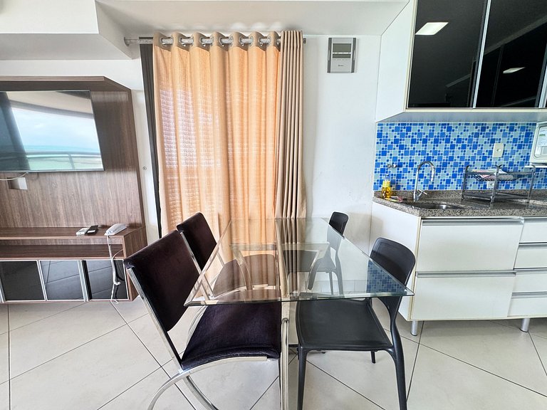 Beachfront 2 Bedroom Apt at Landscape sleeps 6