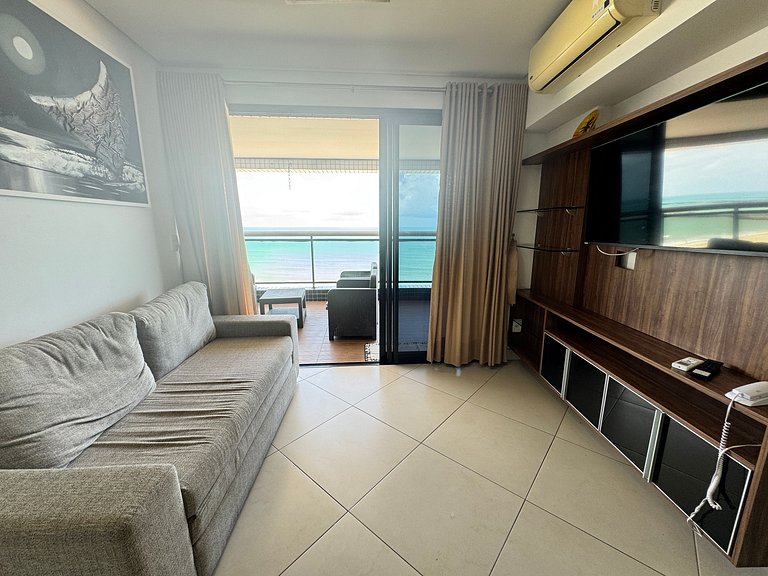 Beachfront 2 Bedroom Apt at Landscape sleeps 6